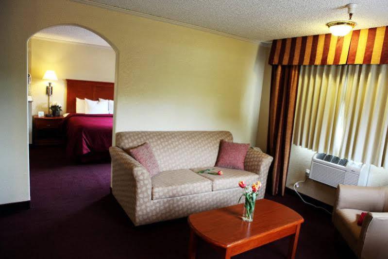 Clarion Inn Renton-Seattle Екстер'єр фото
