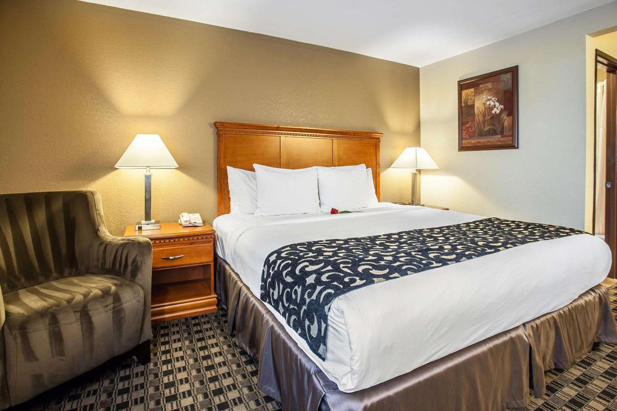 Clarion Inn Renton-Seattle Екстер'єр фото